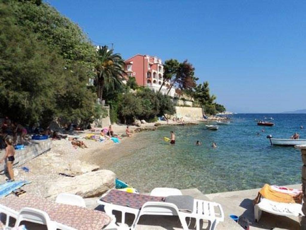 Apartment Toncica Omis Exterior photo